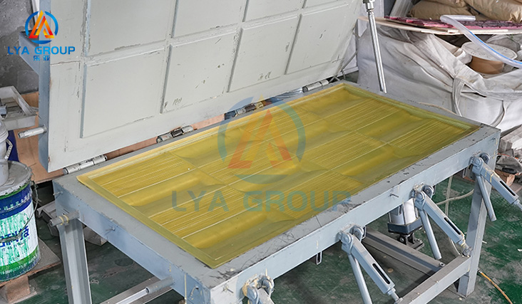 Black Mountain Rock Skin Plate Imitating Cultural Stone PU Mold