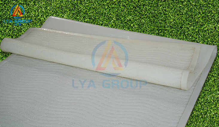 Flexible Stone Features