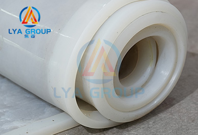 Pouring or Sculpting