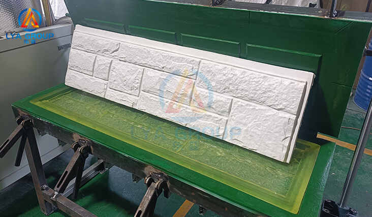 PU Veneer Stone Production Line